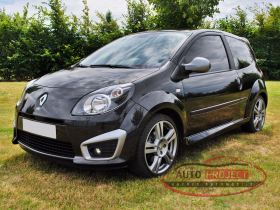 RENAULT TWINGO II 1.6 16V 133 RS CUP