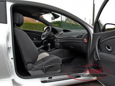 RENAULT MEGANE III COUPE 2.0 TURBO 250 RS - 16