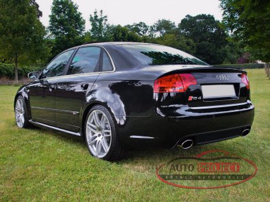 AUDI RS4 III 4.2 V8 FSI 420 QUATTRO - 3