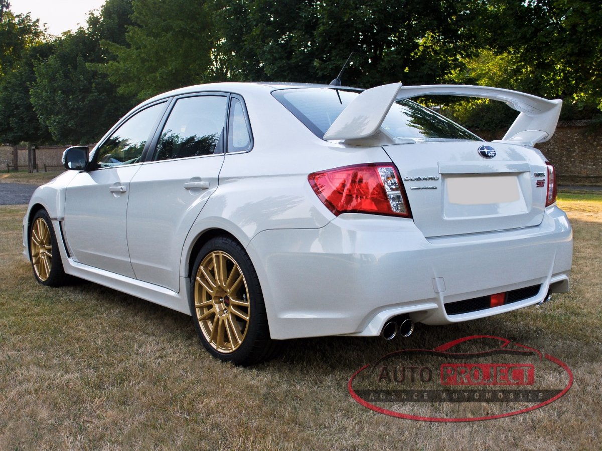 SUBARU IMPREZA III 2.5 TURBO 300 WRX STI S Voiture d