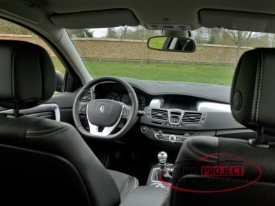 RENAULT LAGUNA III ESTATE 2.0 DCI 150 FAP CELSIUM - 14