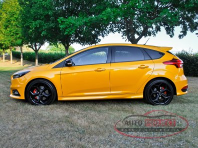 FORD FOCUS III 2.0 TURBO 250 ST - 2