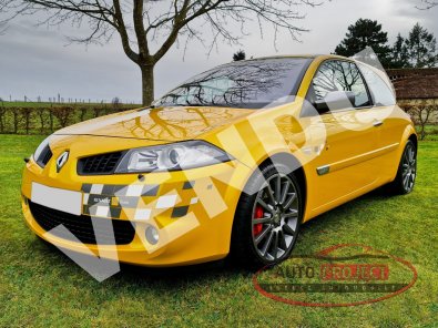 RENAULT MEGANE II COUPE 2.0 TURBO 230 RS F1 TEAM R26 N°3667 - 1