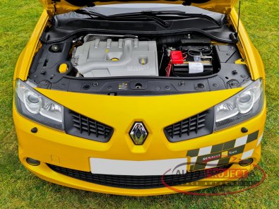 RENAULT MEGANE II COUPE 2.0 TURBO 230 RS F1 TEAM R26 N°3667 - 12