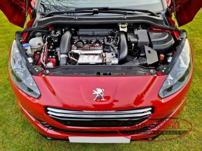 PEUGEOT RCZ 1.6 THP 270 R - 12