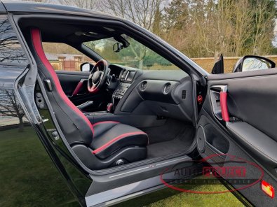 NISSAN GT-R R35 3.8 V6 550 BLACK EDITION - 16