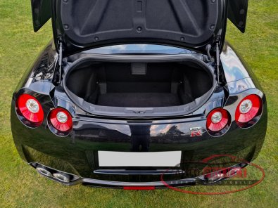 NISSAN GT-R R35 3.8 V6 550 BLACK EDITION - 10