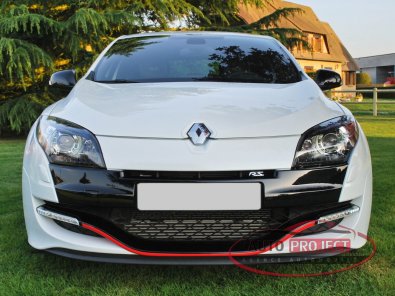 RENAULT MEGANE III COUPE 2.0 TURBO 265 RS LUXE - 8