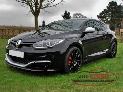 RENAULT MEGANE III COUPE 2.0 TURBO 275 RS TROPHY N°0047 - 1