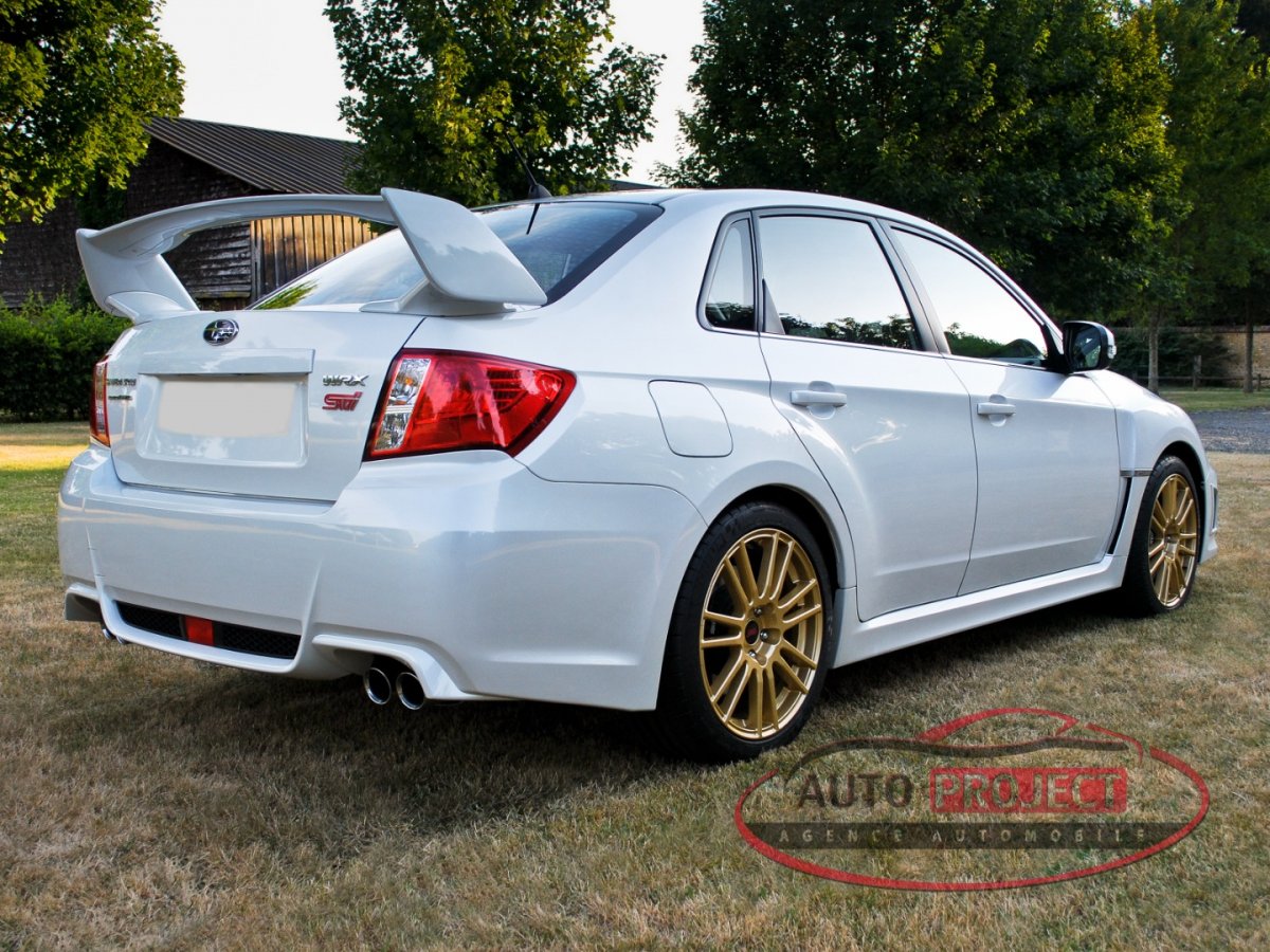 SUBARU IMPREZA III 2.5 TURBO 300 WRX STI S Voiture d