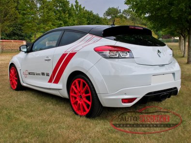 RENAULT MEGANE III COUPE 2.0 TURBO 275 RS TROPHY-R N&deg;068 - 3