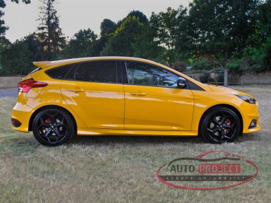 FORD FOCUS III 2.0 TURBO 250 ST - 6