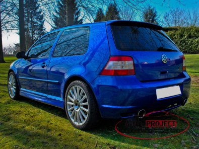 VOLKSWAGEN GOLF IV 3.2 V6 241 R32 - 3