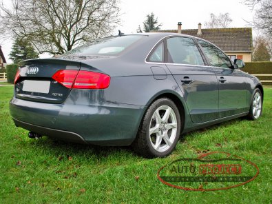 AUDI A4 IV 2.0 TDI 143 DPF AMBIENTE - 5