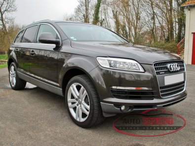 AUDI Q7 3.0 V6 TDI 233 AVUS QUATTRO TIPTRONIC 7PL - 7