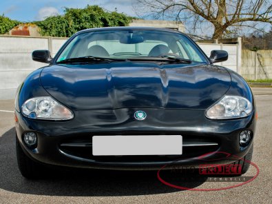 JAGUAR XK8 COUPE 4.0 V8 294 - 8