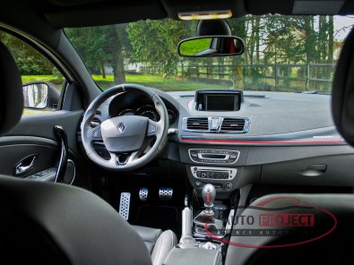 RENAULT MEGANE III COUPE 2.0 TURBO 265 RS LUXE - 14