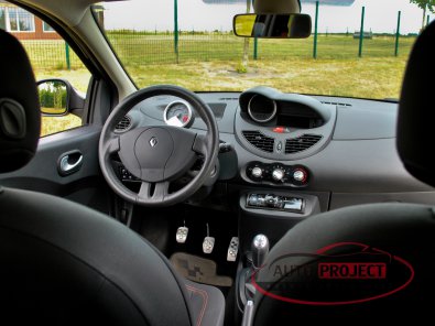 RENAULT TWINGO II 1.6 16V 133 RS CUP - 14