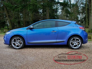 RENAULT MEGANE III COUPE 2.0 DCI 160 FAP GT - 2