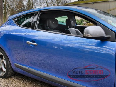 RENAULT MEGANE III COUPE 2.0 DCI 160 FAP GT - 11