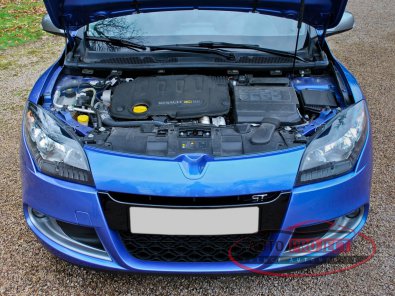 RENAULT MEGANE III COUPE 2.0 DCI 160 FAP GT - 12