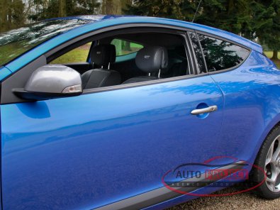RENAULT MEGANE III COUPE 2.0 DCI 160 FAP GT - 9