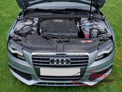 AUDI A4 IV 2.0 TDI 143 DPF S LINE - 12